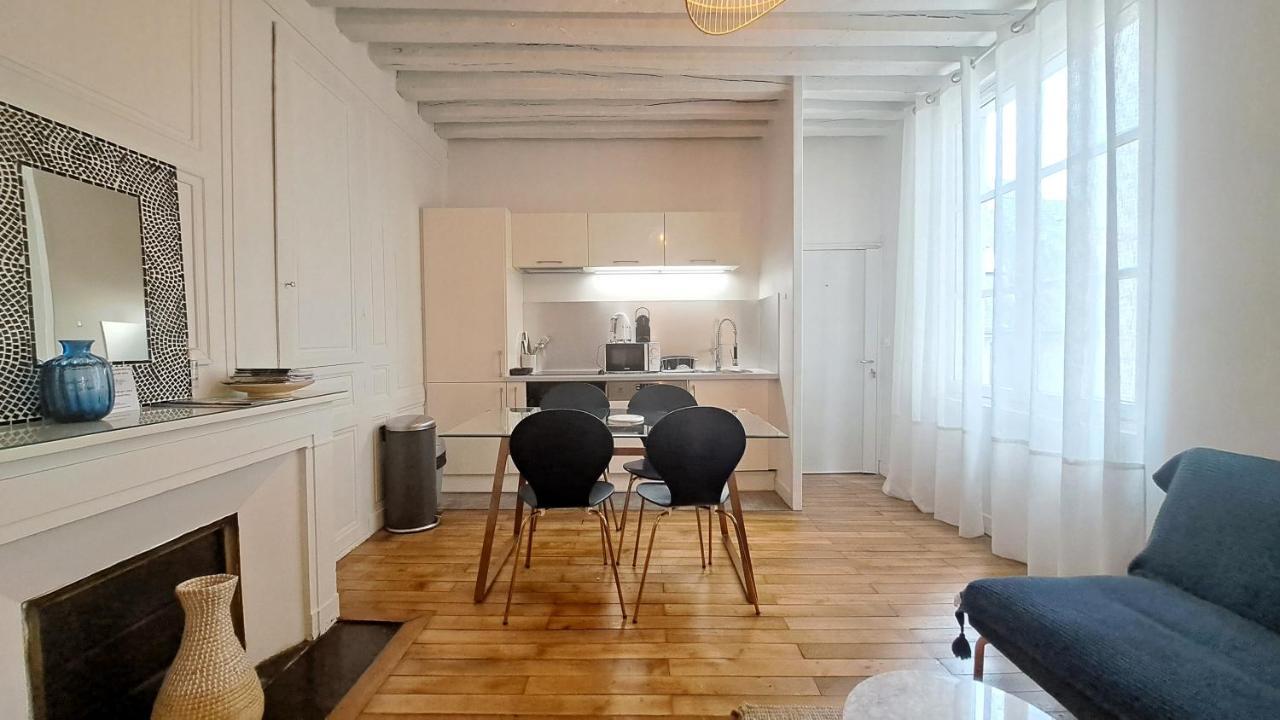 Appartement Centre Vieux Tours Dans Immeuble Historique 3P Экстерьер фото